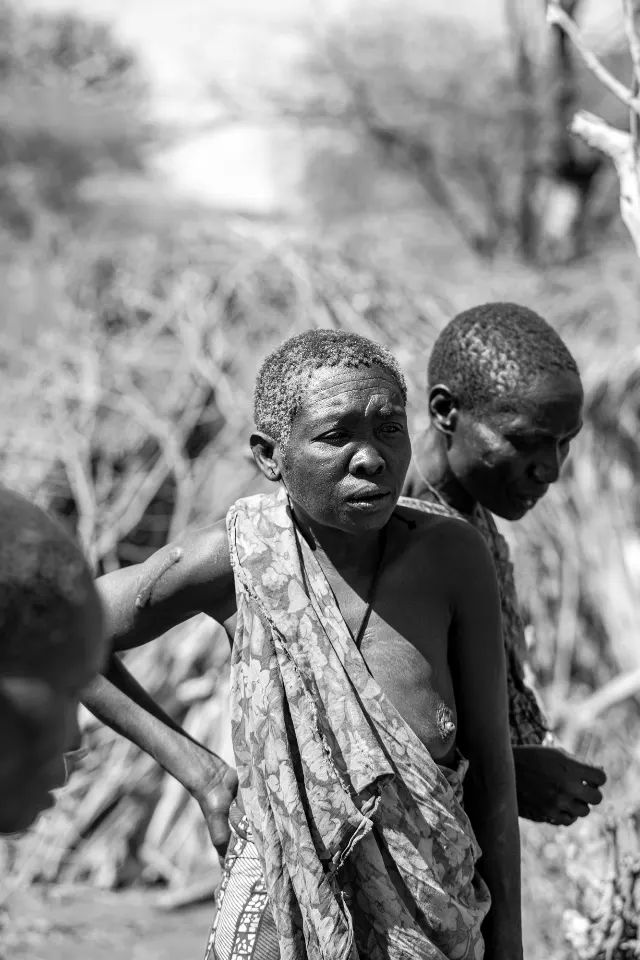 Tanzania. Sinfonía de silencio. Hadzas.