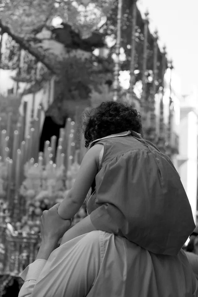 Semana Santa. Sevilla. Las miradas del amor II.