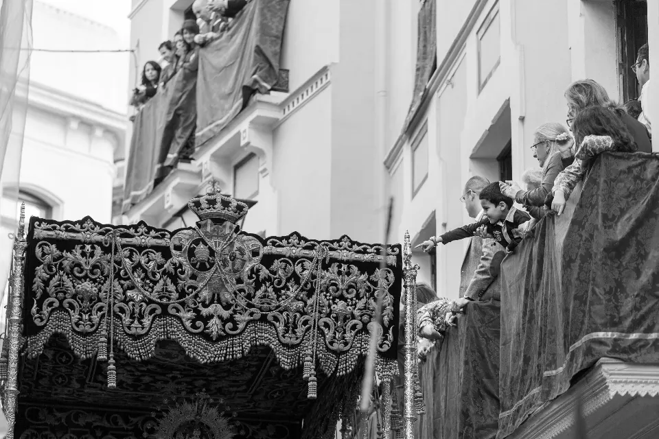 Semana Santa. Sevilla. Las miradas del amor.