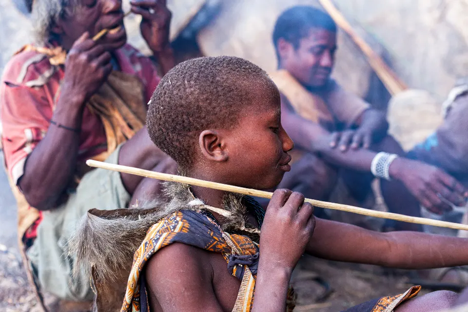 Tanzania. Sinfonía de silencio. Hadzas II