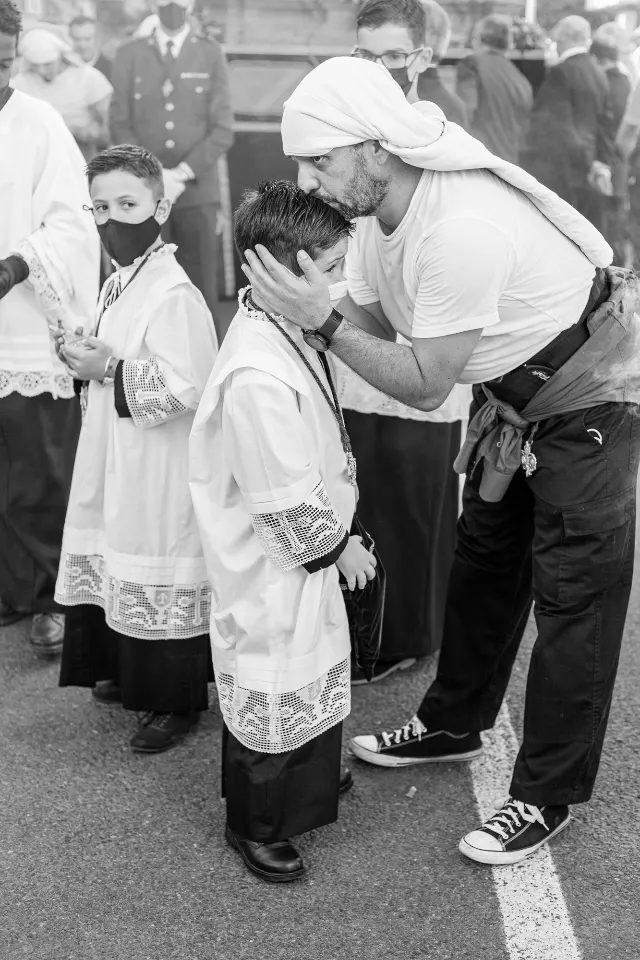 Semana Santa. Sevilla.  Las miradas del amor.