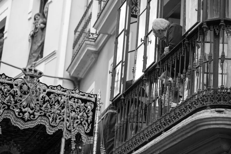 Semana Santa. Sevilla.  Las miradas del amor.