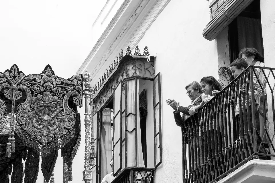 Semana Santa. Sevilla.  Las miradas del amor.