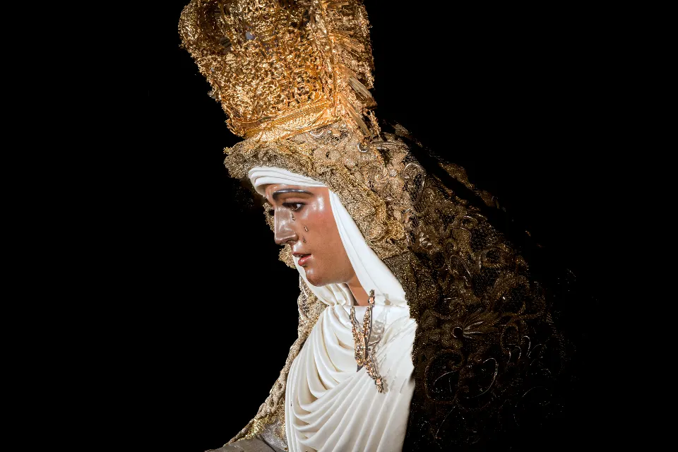 Semana Santa. Sevilla. Las miradas del amor.