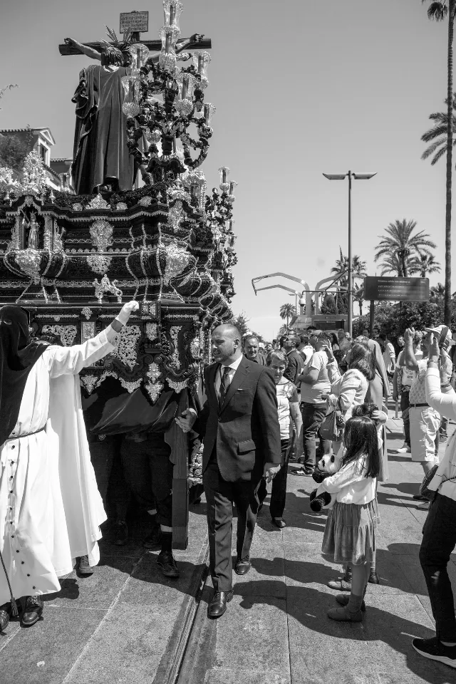 Semana Santa. Sevilla. Capataces y costaleros.