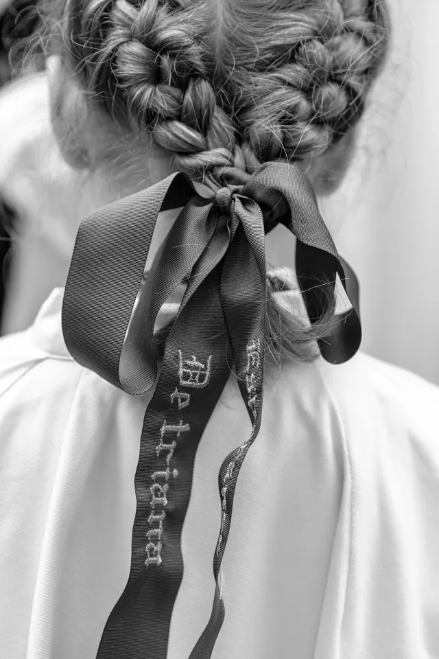 Semana Santa. Sevilla. Nazarenos y acólitos II.
