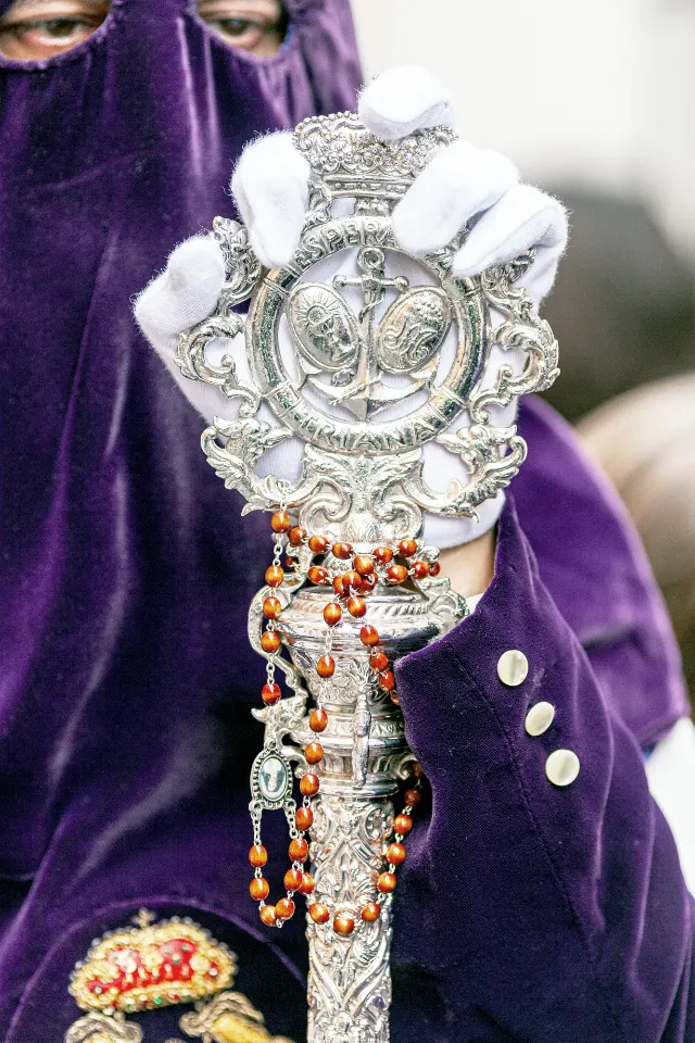 Semana Santa. Sevilla. Nazarenos y acólitos II.