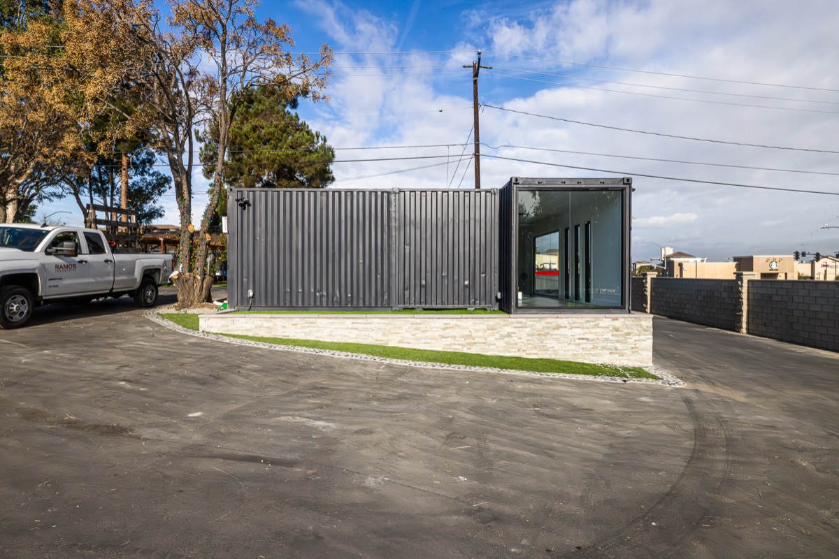 Four Elements Custom Container Office - Photo 5