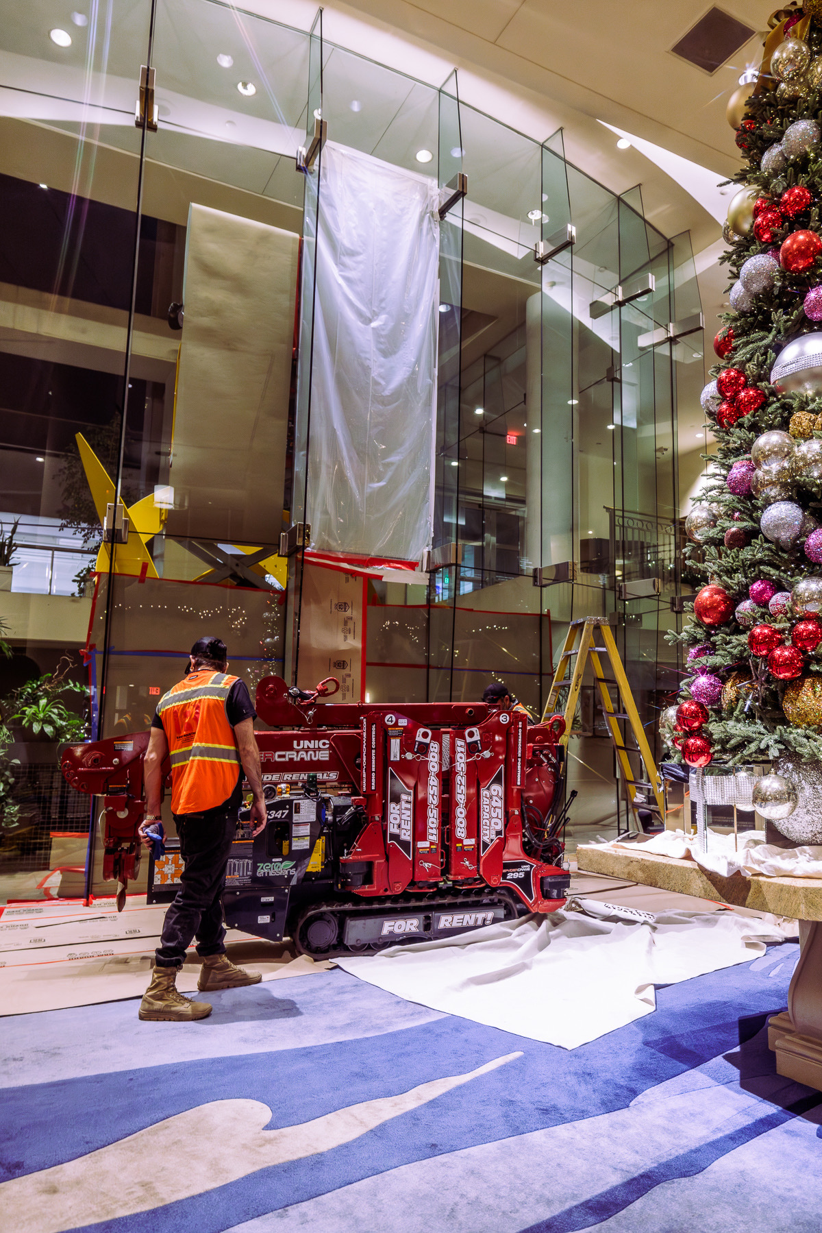 Omni Hotel Oversized Glass Panel Replacement