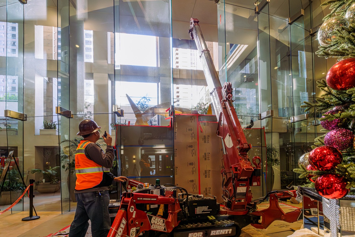 Omni Hotel Oversized Glass Panel Replacement - Photo 6