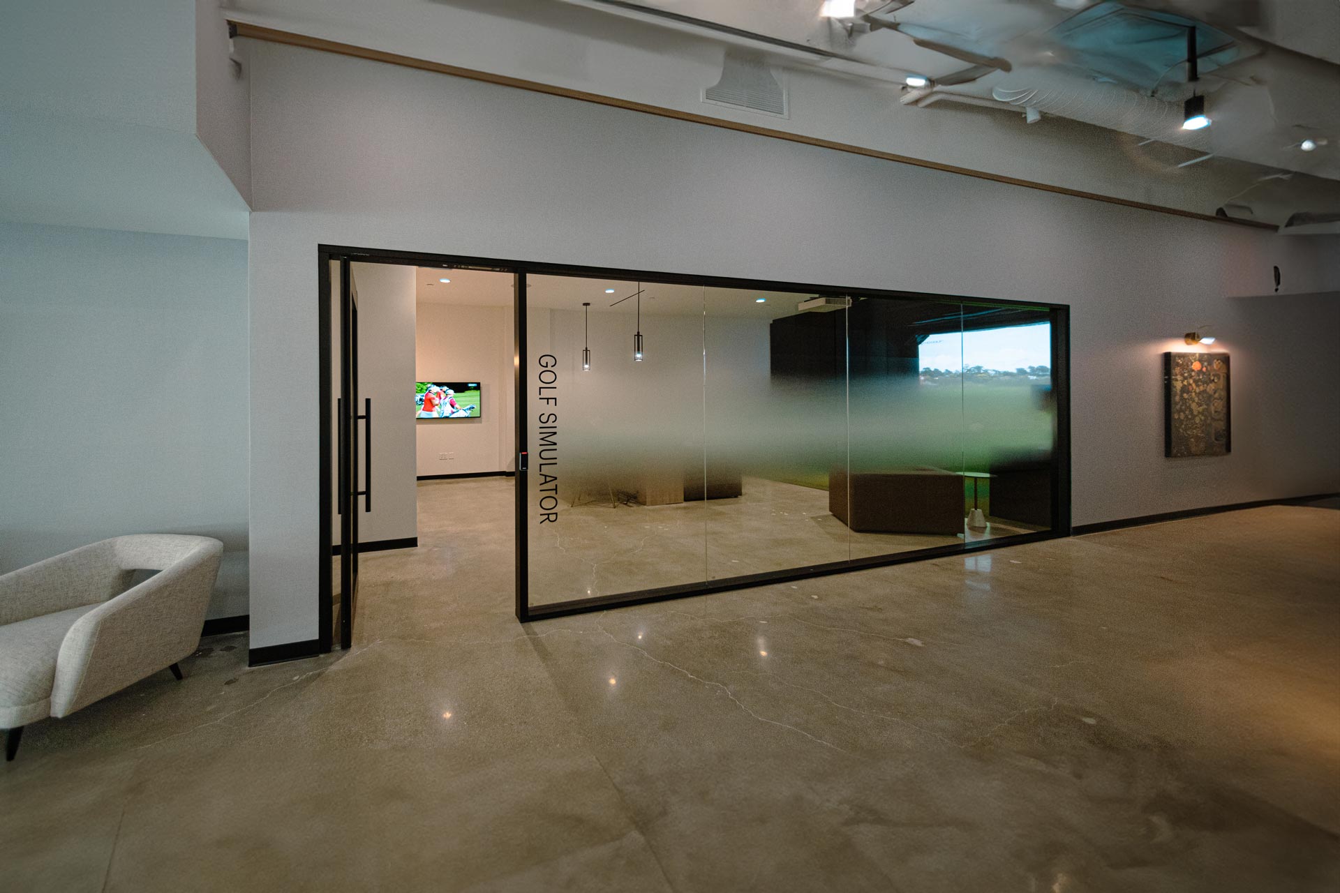 Wilshire Courtyard - Photo 4
