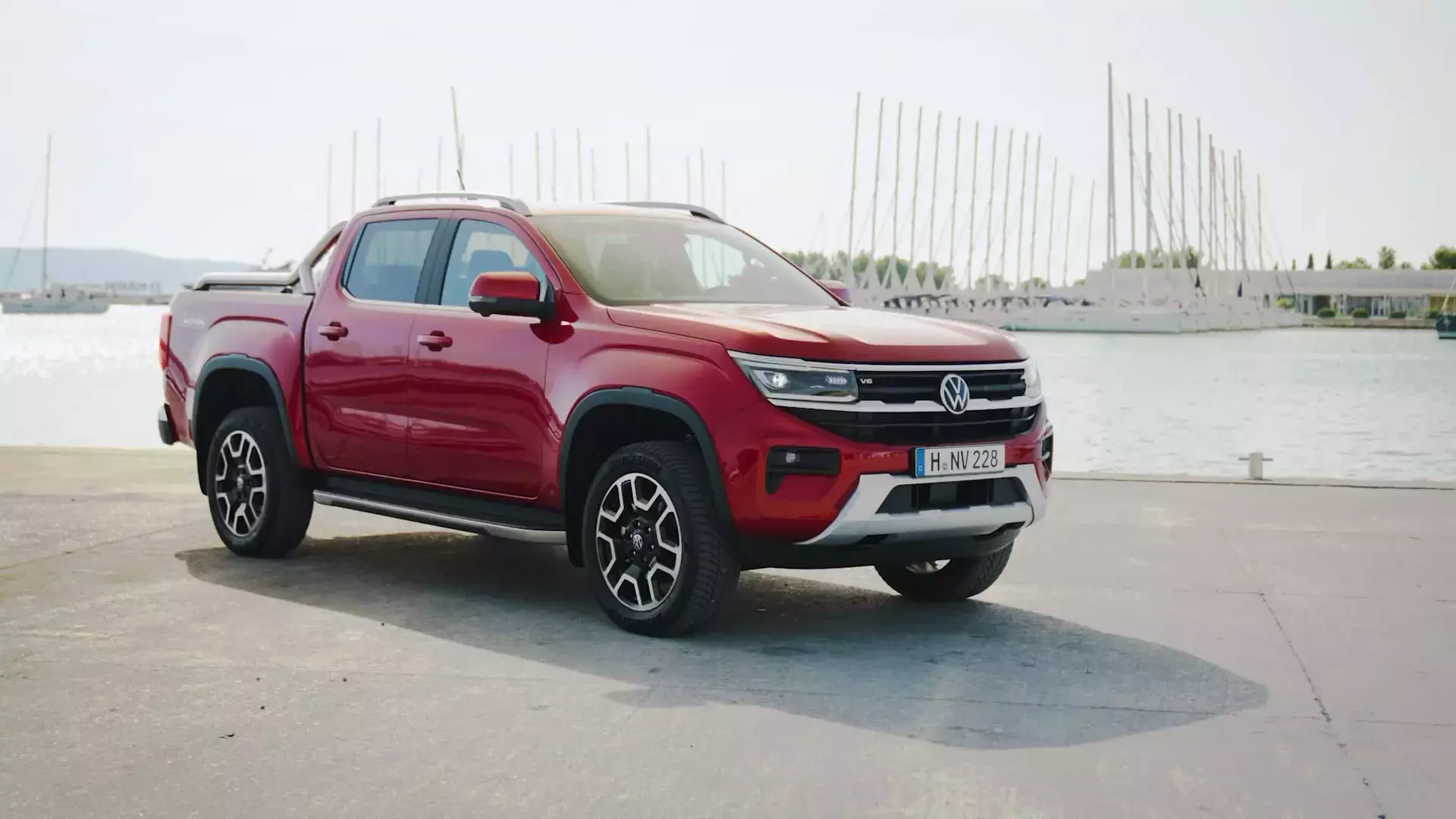 Il nuovo Amarok è pronto per affrontare ogni sfida, ogni strada, ogni carico. Vieni a scegliere la tua configurazione da Rangoni e Affini a Brescia e Mantova. 