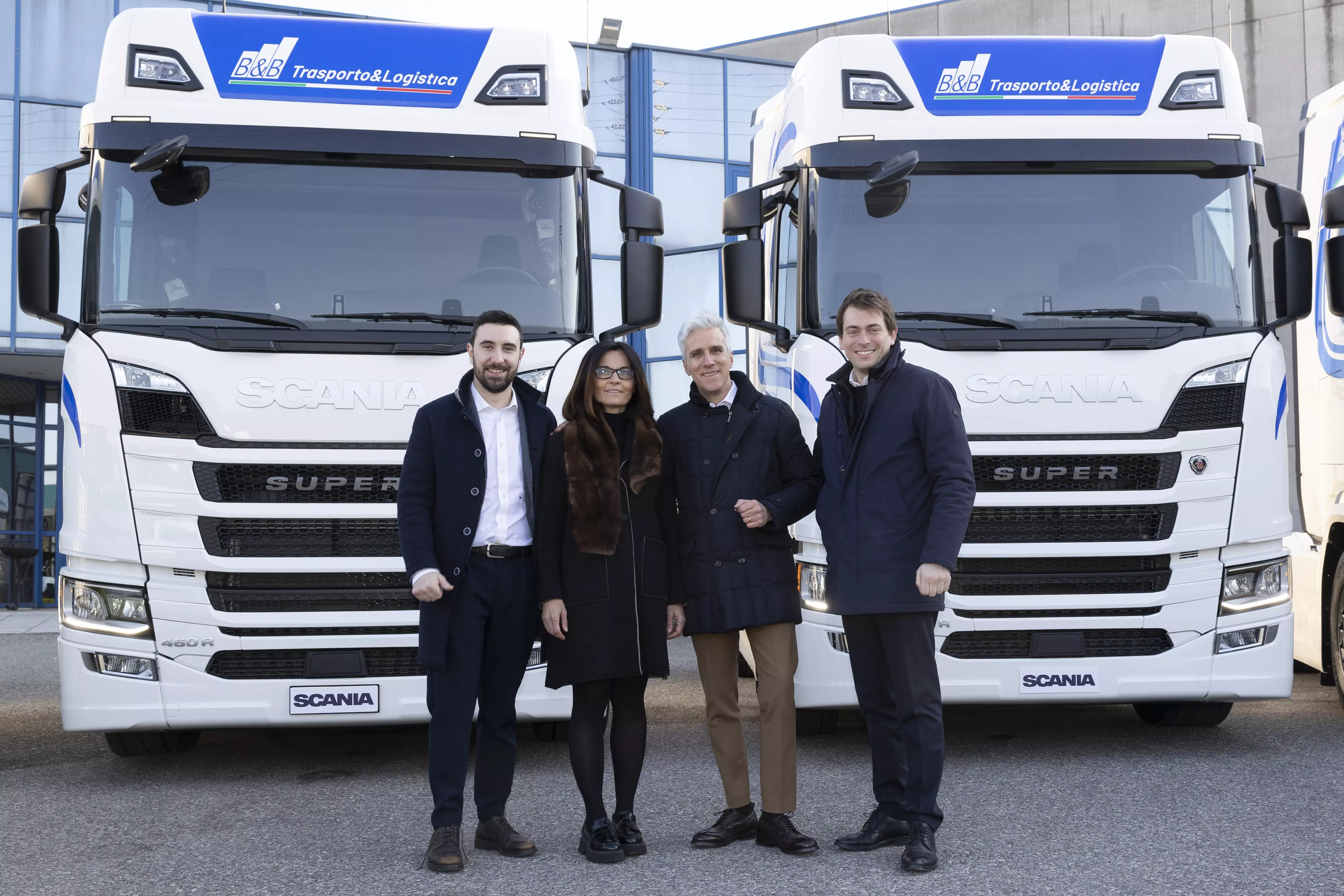 Il nostro team Scania in compagnia con la responsabile acquisti  BeB Enterprise