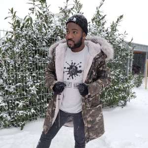 T-shirt Empreinte Noir