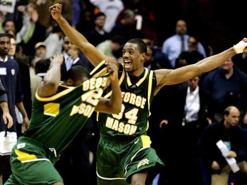 George Mason Stuns UConn: Today in Spots History