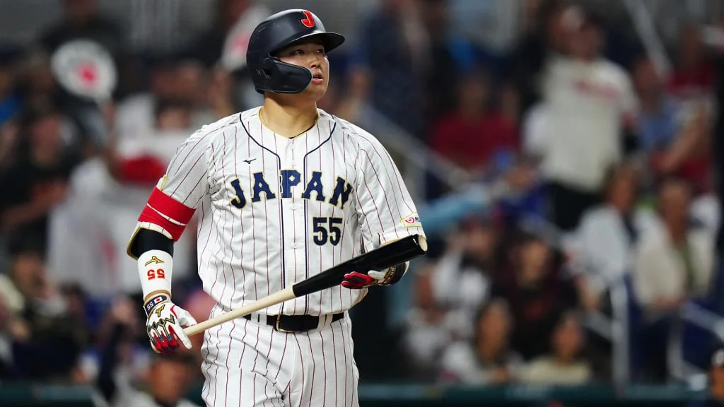 Murakami Makes History!