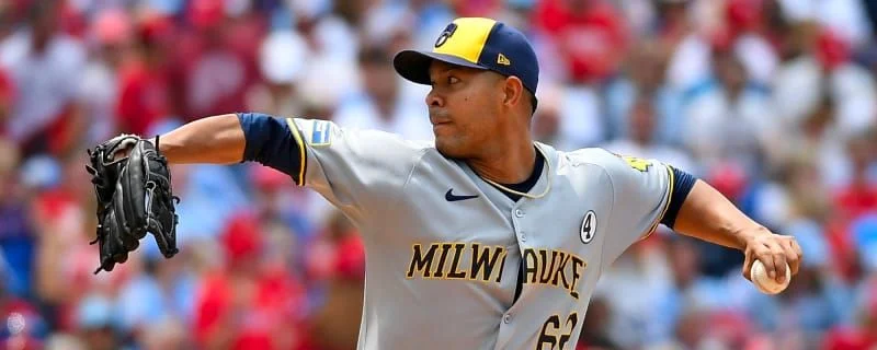 Jose Quintana pitches his 2000th inning