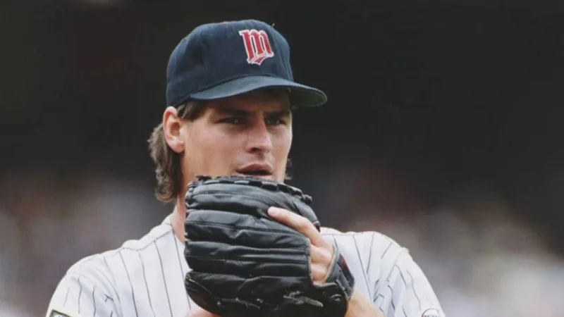 Erickson Throws a No-Hitter: Today in Sports History