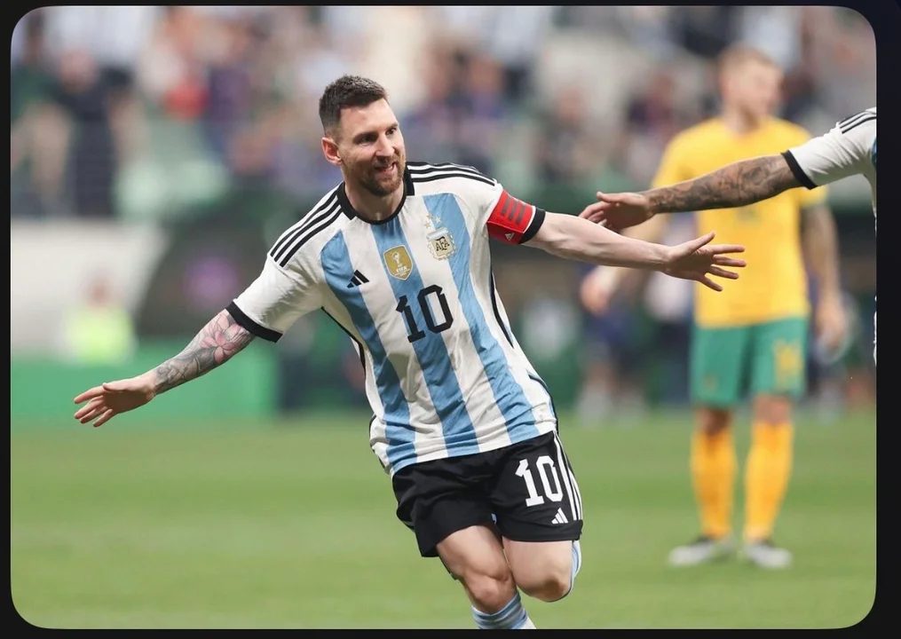 MESSI SCORES HIS 17th!