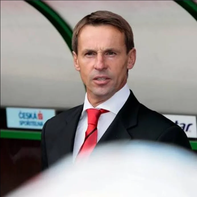 The manager with a hundred-percent win rate