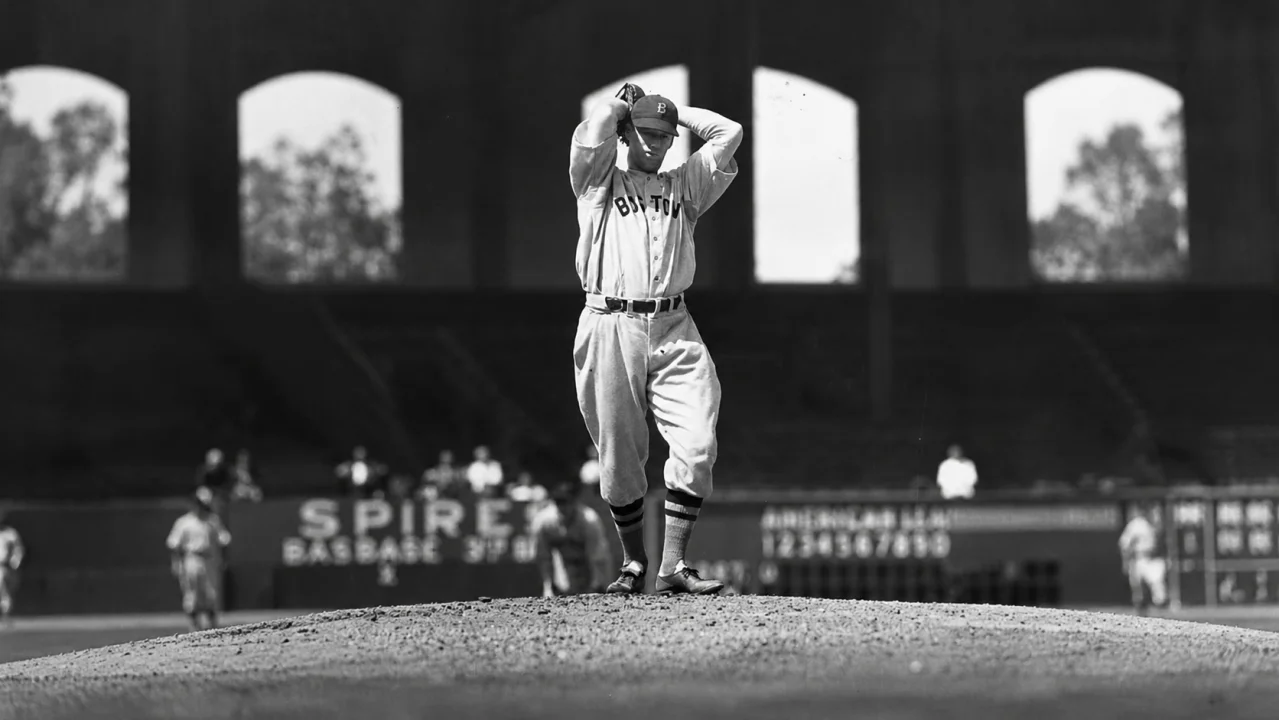 Lefty Grove Wins 300, Then Walks Away