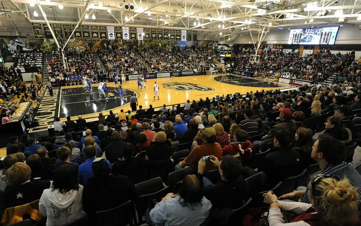 OU Credit Union O'rena - Image 1