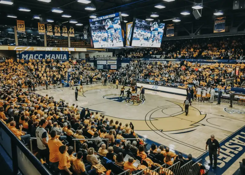 M.A.C. Center - Image 1