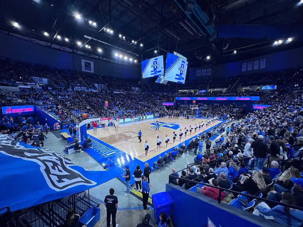 Hulman Center - Image 1