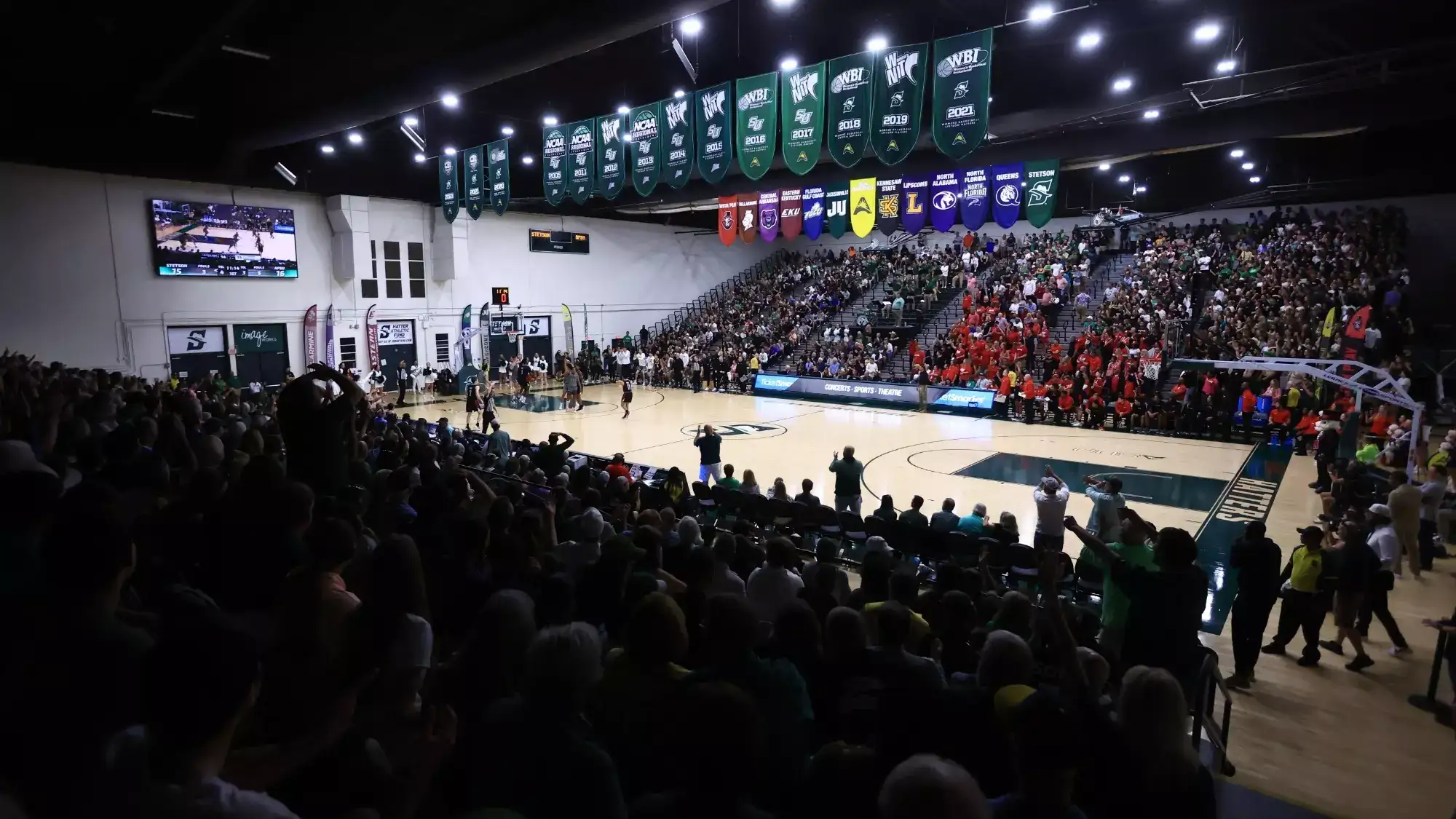 Edmunds Center - Image 1