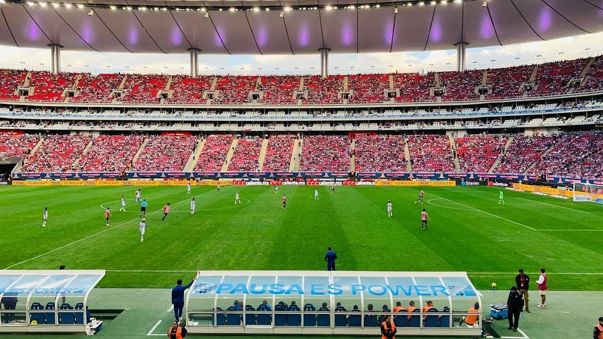 Estadio Akron - Image 1