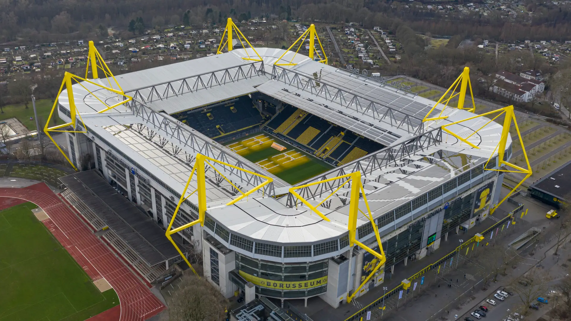 Signal Iduna Park - Image 1