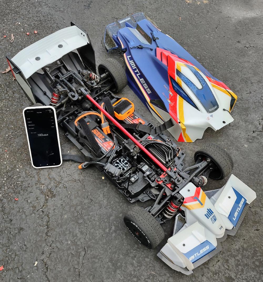 ARRMA Limitless run photo