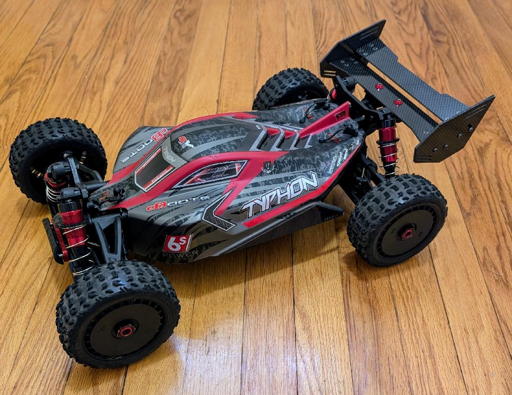 Arrma Typhon V5 6S run photo