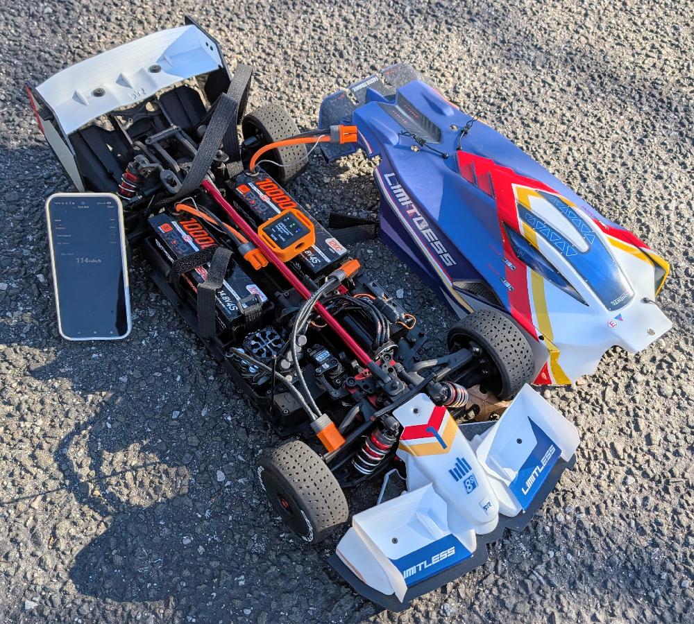 ARRMA Limitless run photo