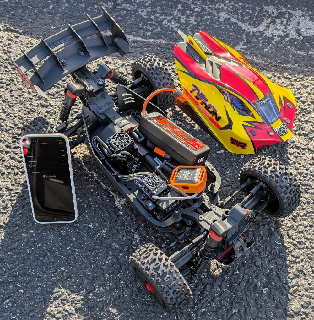 Arrma Typhon 3S run photo