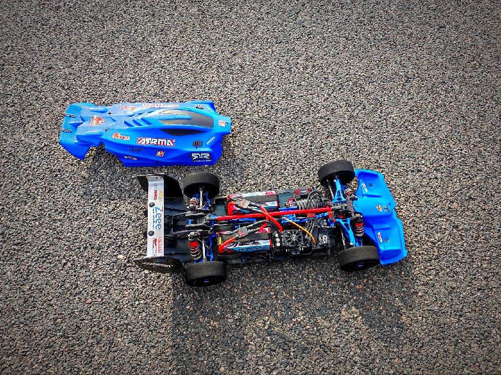 ARRMA Limitless run photo