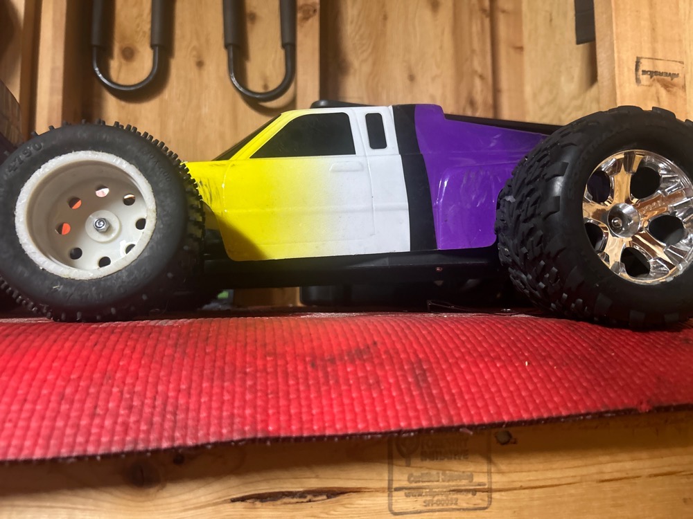 Traxxas Rustler XL-5 run photo