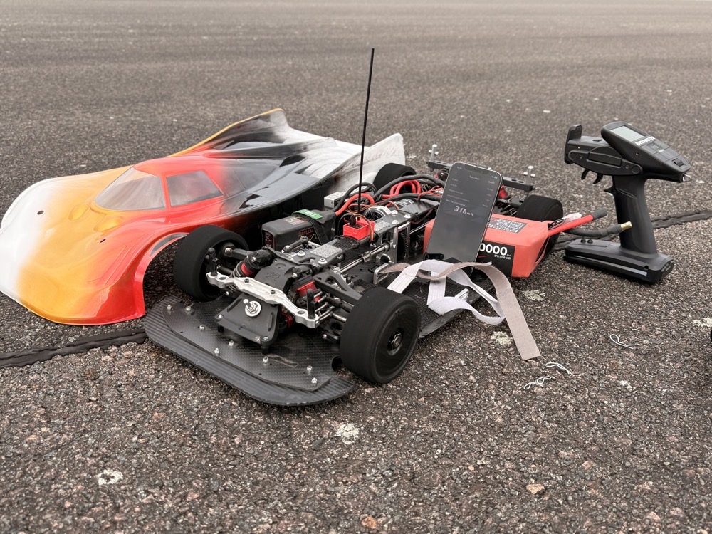 ARRMA Limitless V1 6S run photo