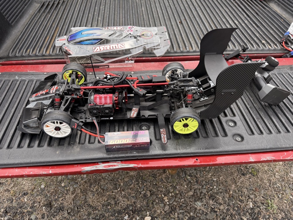 ARRMA Limitless V2 run photo
