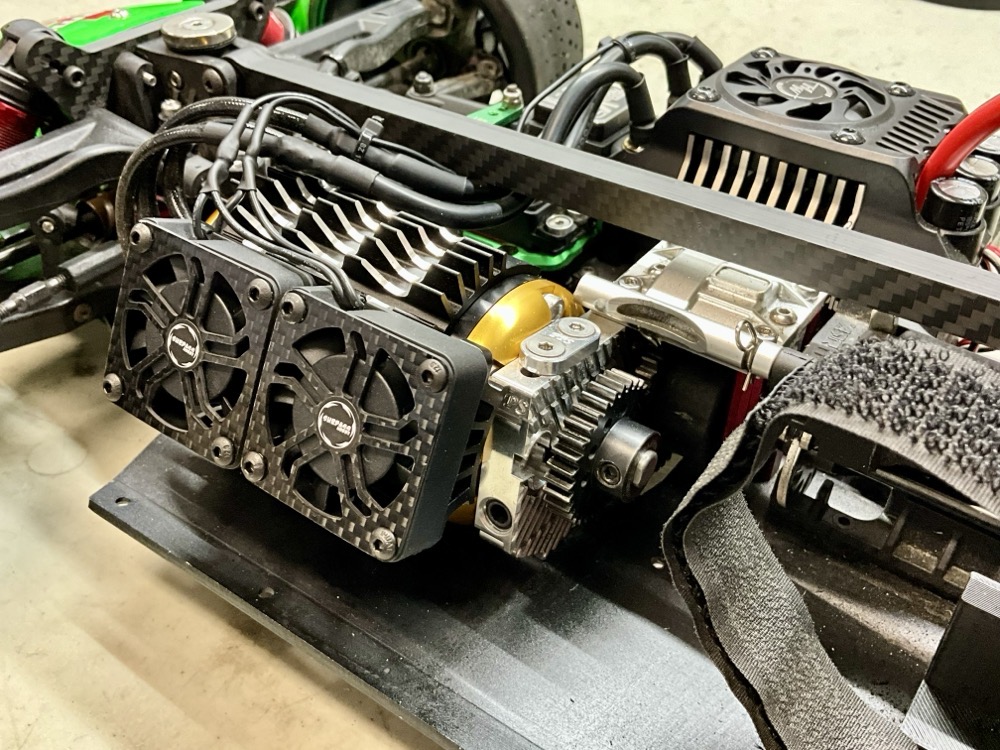 Arrma Limitless run photo