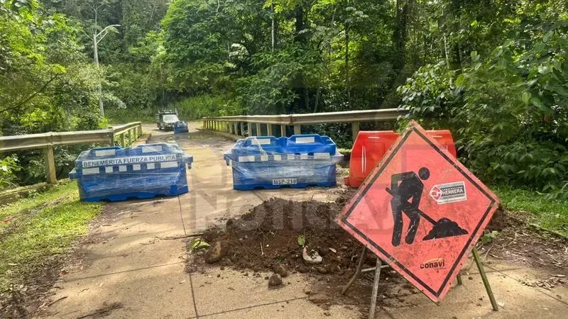 CIERRAN PUENTE EN RÍO CUARTO POR DAÑOS Y SOCAVAMIENTO; VECINOS ENFRENTAN DIFICULTADES PARA DESPLAZARSE