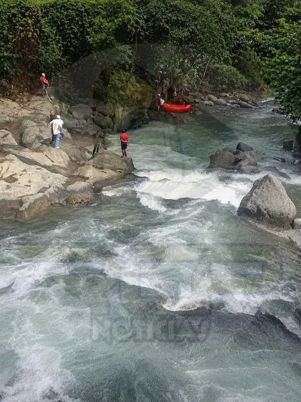 ÚLTIMA HORA | LOCALIZAN Y EXTRAEN CUERPO DE PERSONA DESAPARECIDA EN POZA EL SALTO