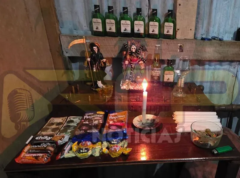 SUJETOS VINCULADOS APARENTEMENTE CON GRUPO DE GOTA A GOTA DABAN CULTO A LA SANTA MUERTE