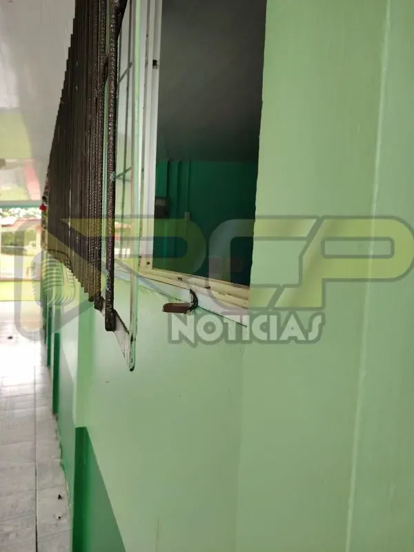 SINVERGÜENZAS ROBAN SEIS COMPUTADORAS DE LA ESCUELA DE SANTA FE DE AGUAS ZARCAS