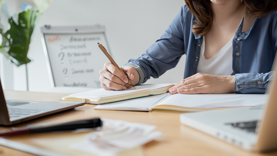 ASKING THE RIGHT QUESTIONS: A GUIDE TO INTERVIEWING PROPERTY MANAGEMENT COMPANIES IN THE TEMECULA VALLEY - Temecula property management insights