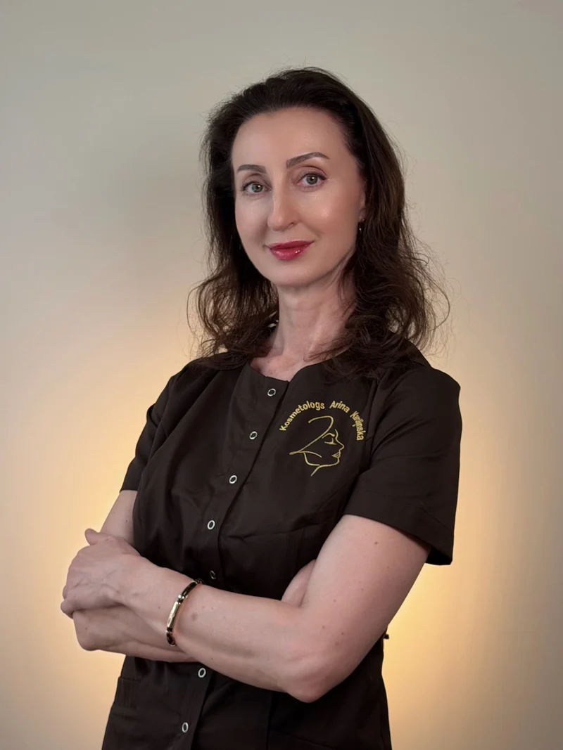 Arina Karoļinska