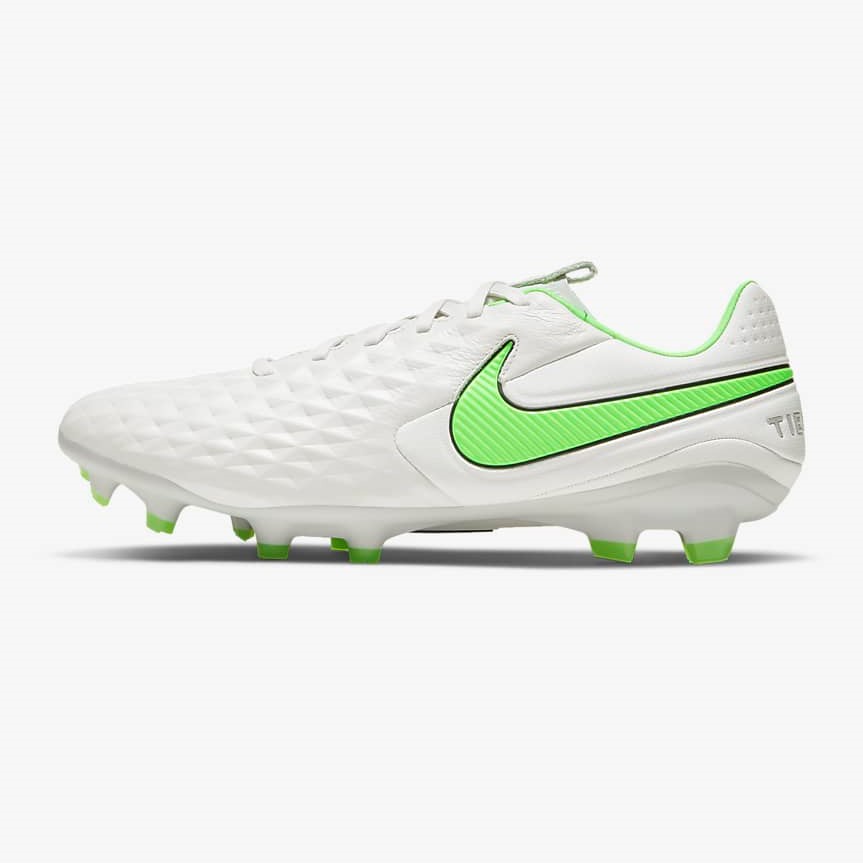 Nike Tiempo 8