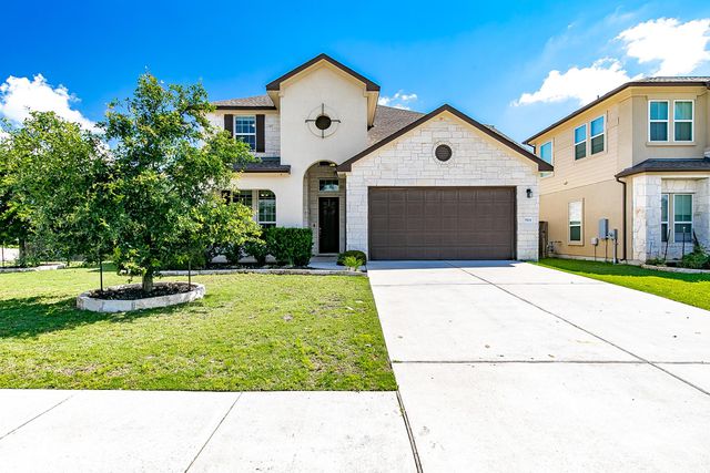 The thoughtful two-level North facing design embraces natural light and open plan living, effortlessly flowing out onto a wrap-around outdoor entertaining terrace, and overlooking a beautiful swimming pool, spa, and an exclusive grassed yard.