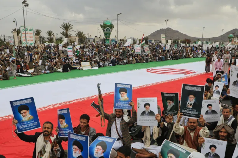 Houthis stay out as Iran‑allied groups fight