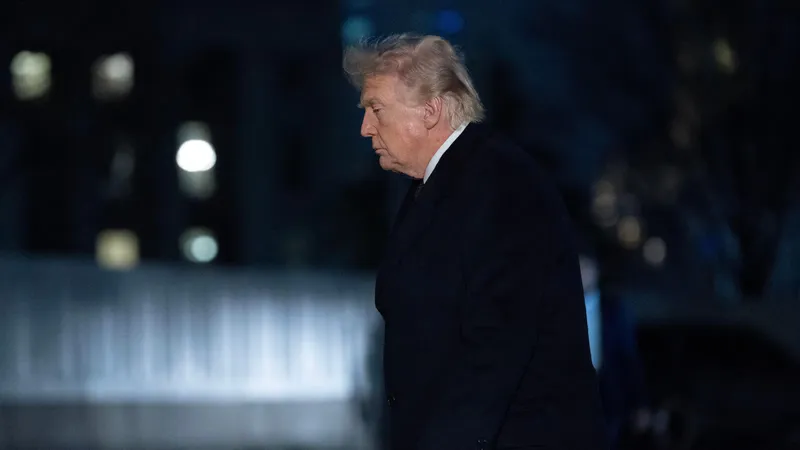 Trump May Delay China Visit, Treasury Says Not Over Strait